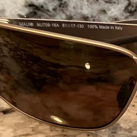 Maui Jim BACKSWING Polarized Sunglasses 709-16A Gold/Bronze Glass MSRP $349 New - Picture 6 of 16